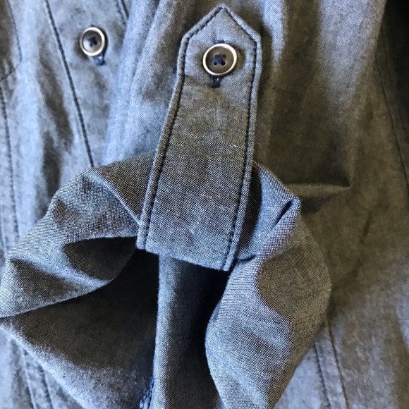 MEC button down Shirt - Picture 2 of 3